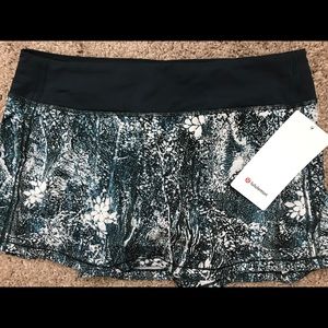 Lululemon Pace Rival Skirt (size 8)